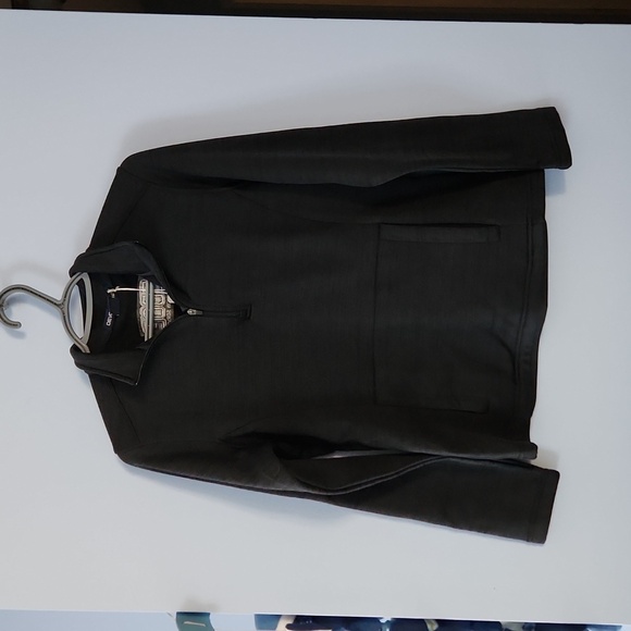 Devon & Jones Tops - Devon & Jones Pullover